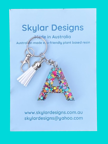 Resin alphabet key ring in Rainbow glitter