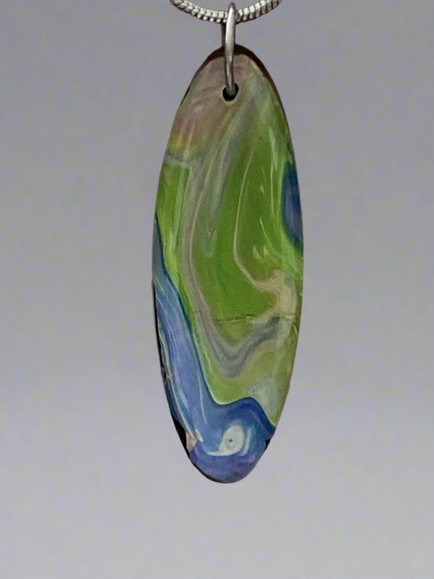 Fluid art necklace - Medium Ellipse blue/green