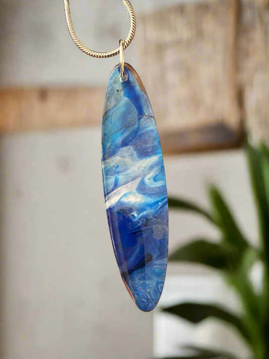 Fluid art necklace - Large Ellipse blue