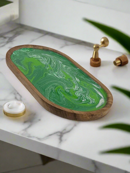 Fluid art Trinket tray -Green 1
