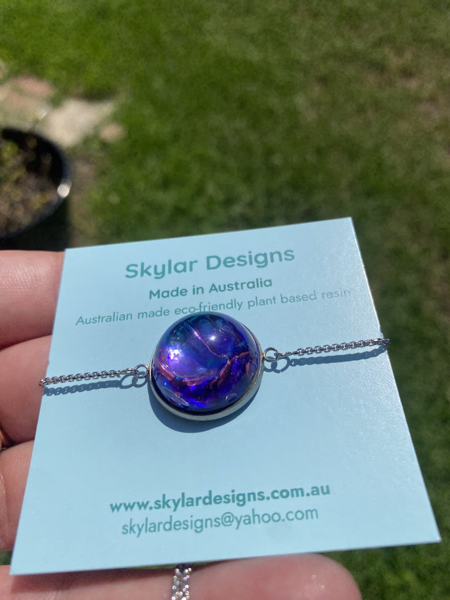 dichoric resin bracelet coober pedy colour