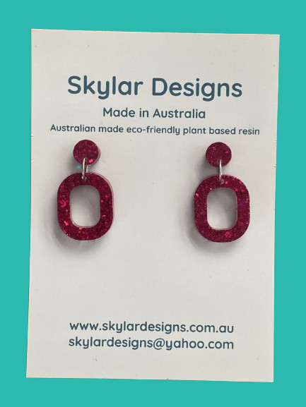 raspberry colour resin glitter dangle small O shape